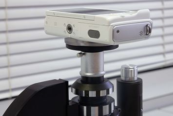 Фотоаппарат для съемки микроструктуры с портативного микроскопа