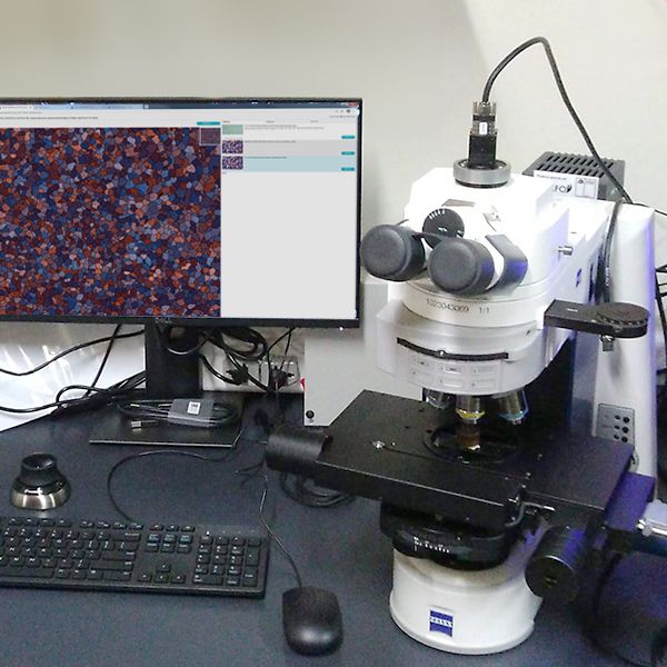 Моторизованный микроскоп ZEISS Axio Imager 2